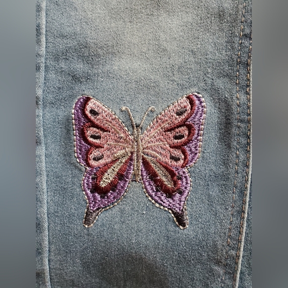 dELiA*s Denim - Delias Girl Blue Jeans with Butterfly Embroidery NWT! Nice